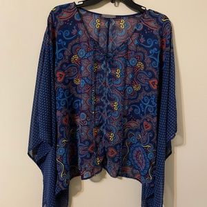WEST KEI batwing sleeves, size Small